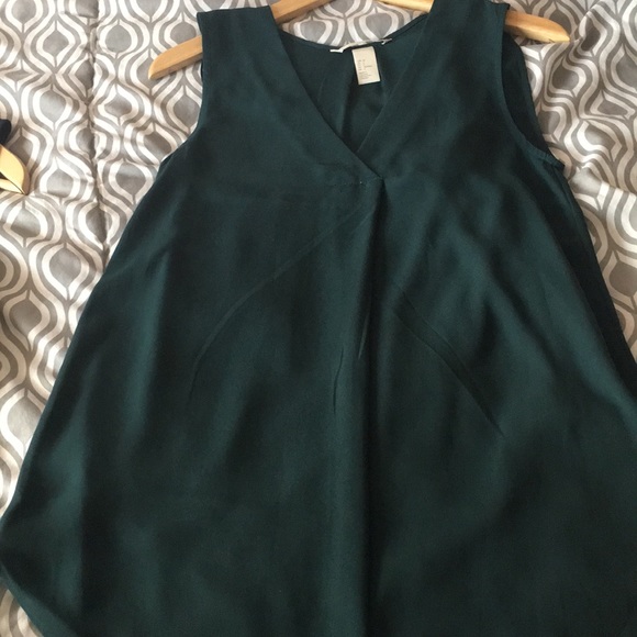 Top - Picture 2 of 3